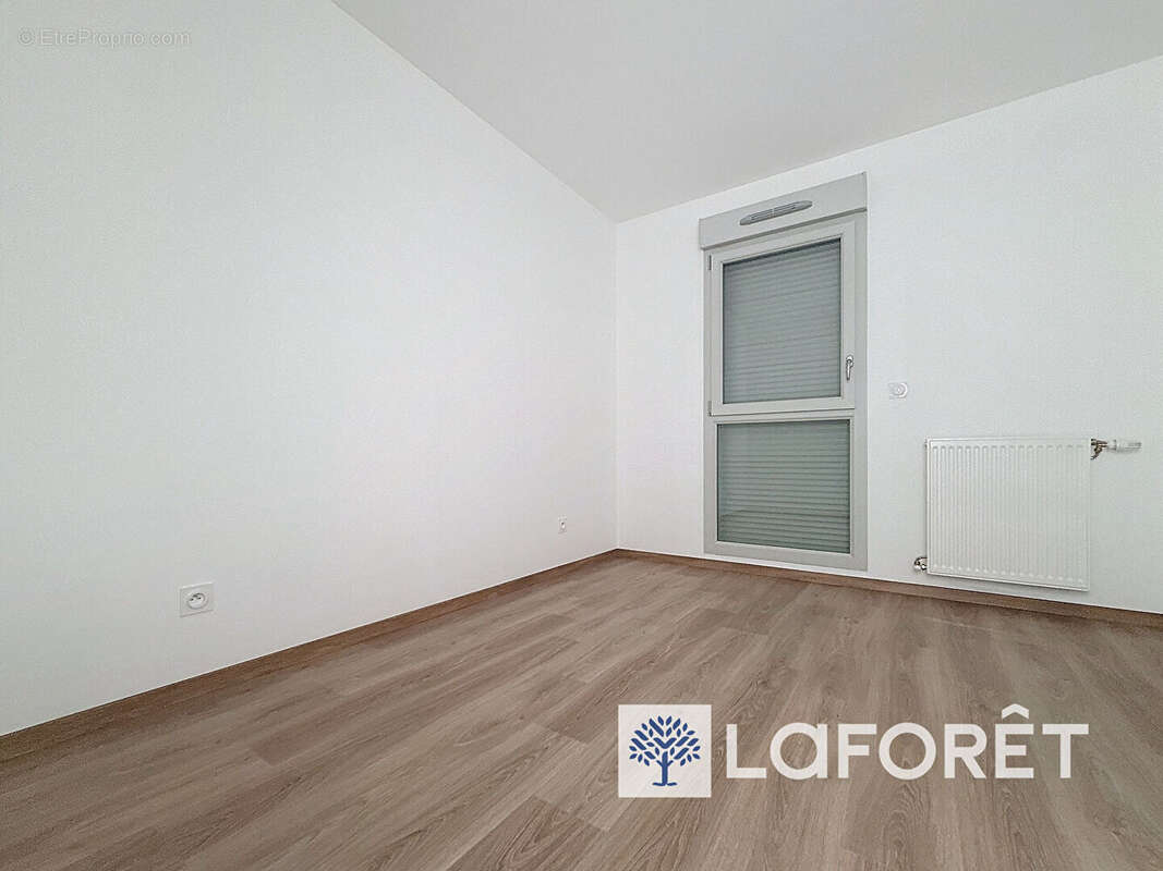 Appartement à L&#039;ISLE-D&#039;ABEAU