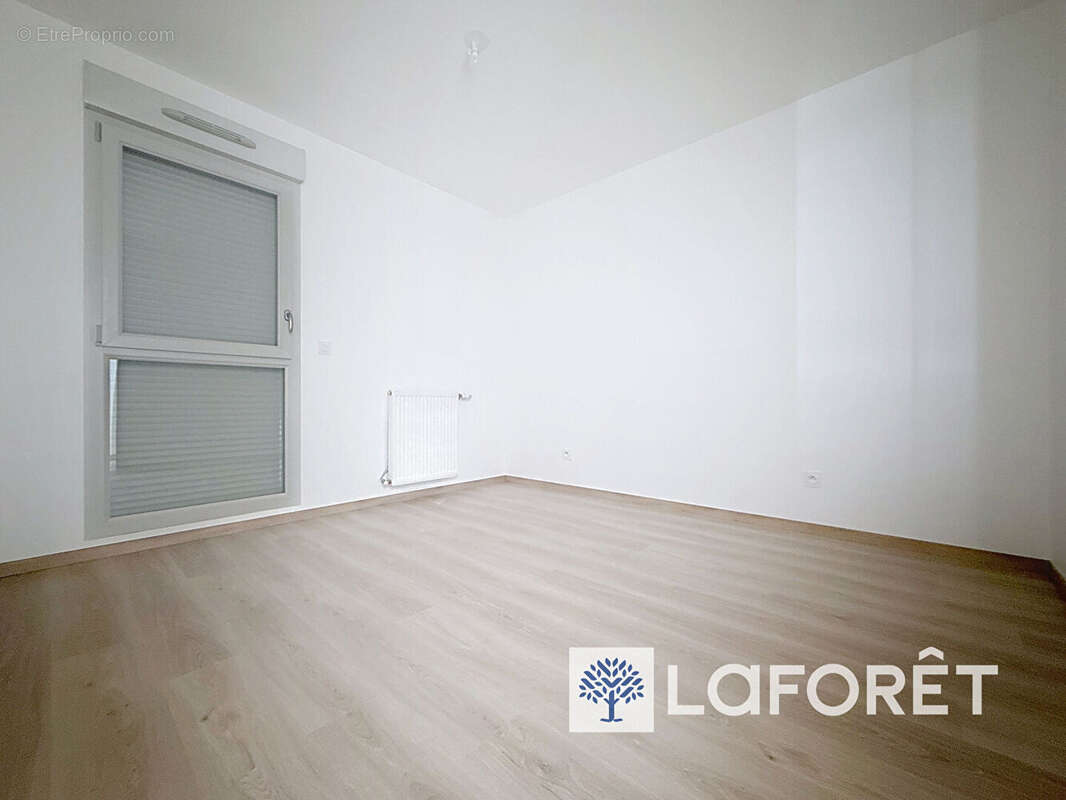 Appartement à L&#039;ISLE-D&#039;ABEAU