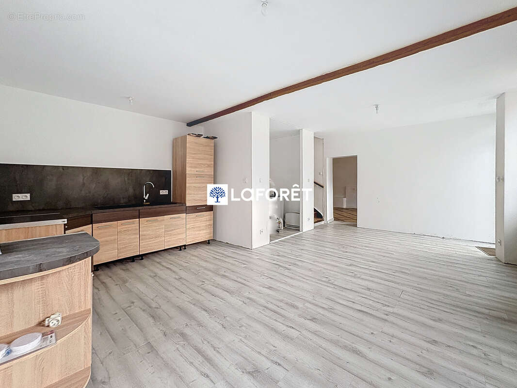 Maison à LES AVENIERES