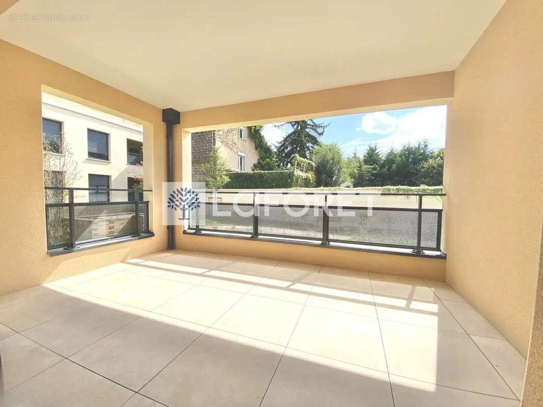 Appartement à BOURGOIN-JALLIEU