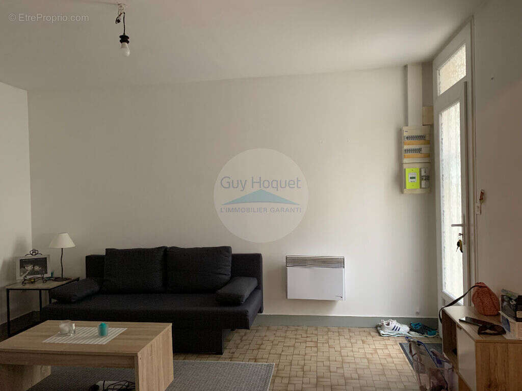 Appartement à MARENNES