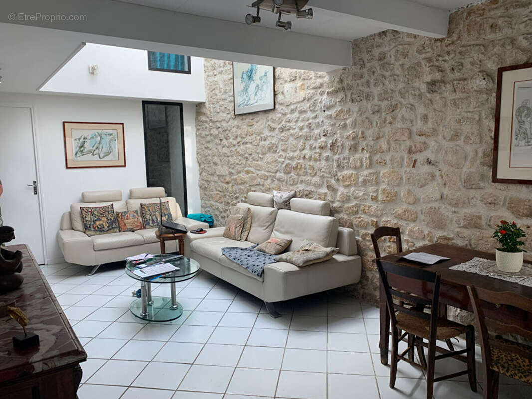 Maison à BOURCEFRANC-LE-CHAPUS