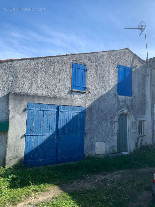 Maison à BOURCEFRANC-LE-CHAPUS