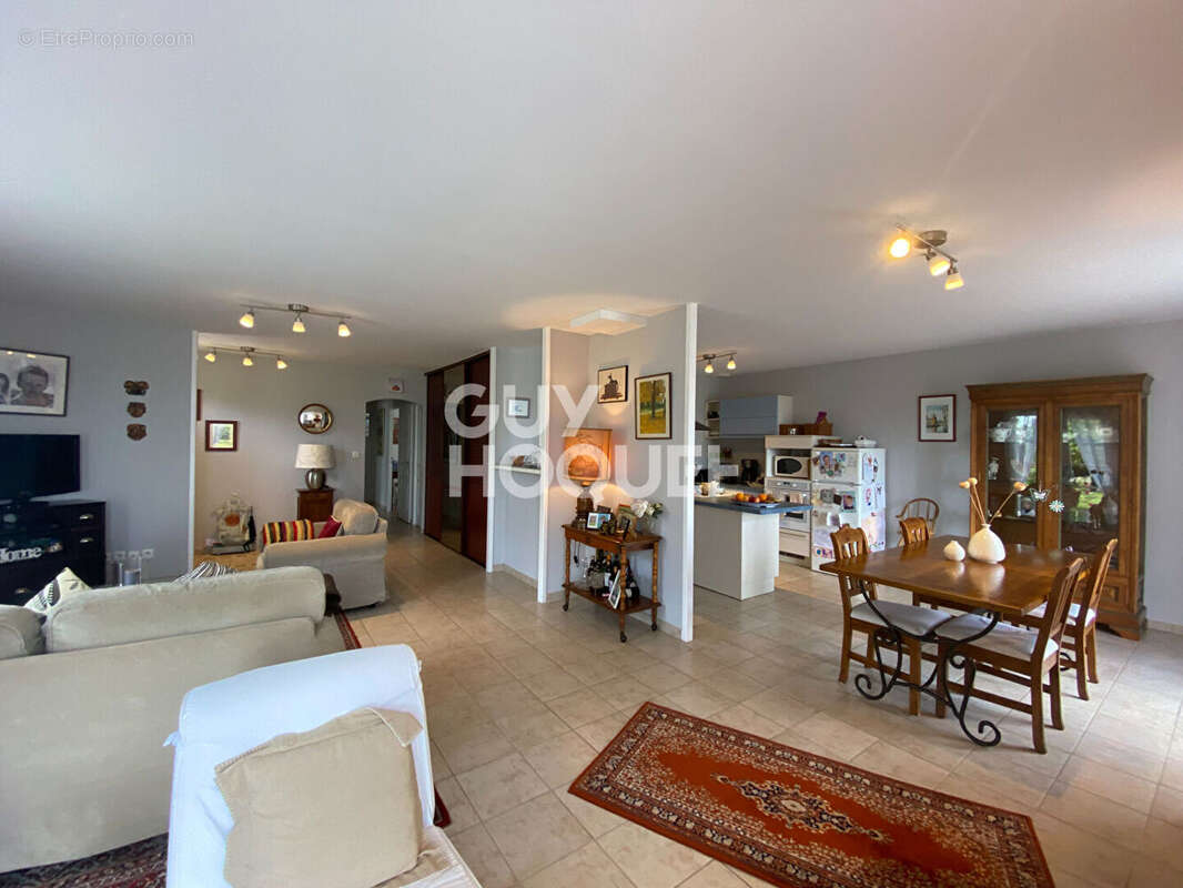 Maison à PUISSEGUIN