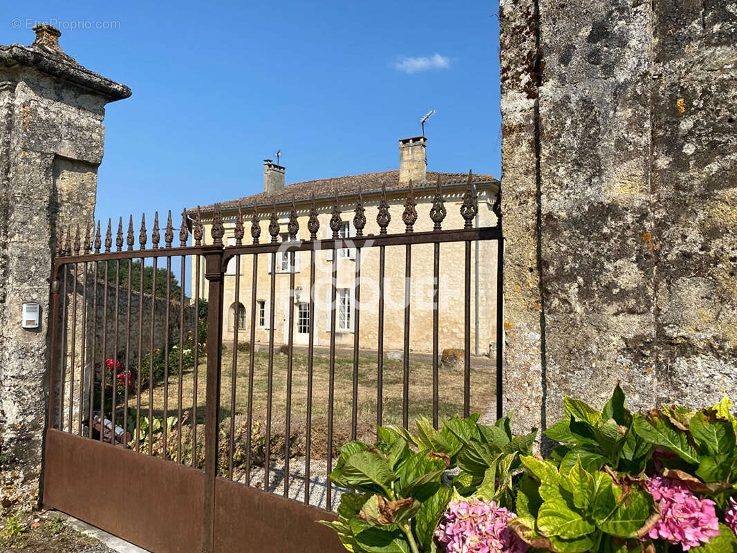 Maison à SAINT-GERMAIN-DU-PUCH