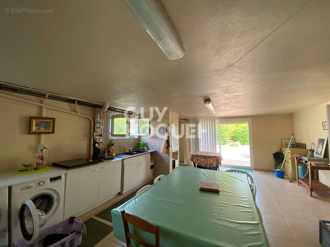 Maison à SAINT-EMILION