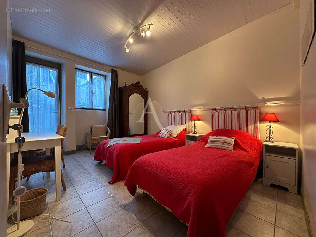 Maison à MEHUN-SUR-YEVRE