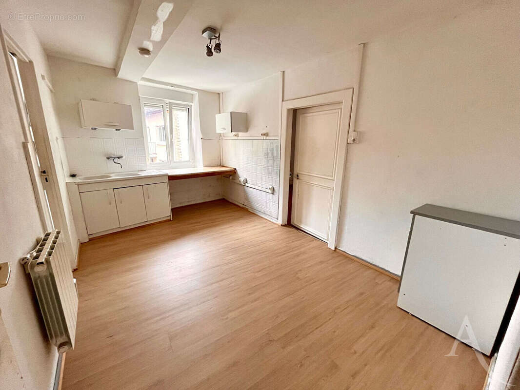 Appartement à ENNERY