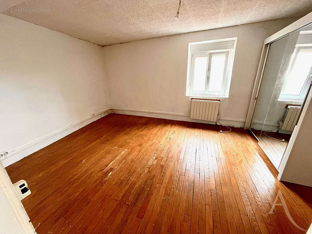 Appartement à ENNERY