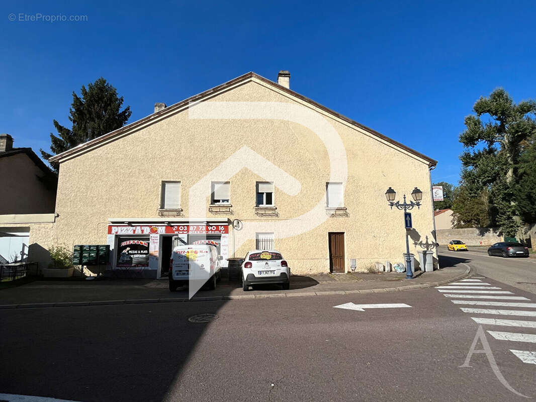 Appartement à ENNERY