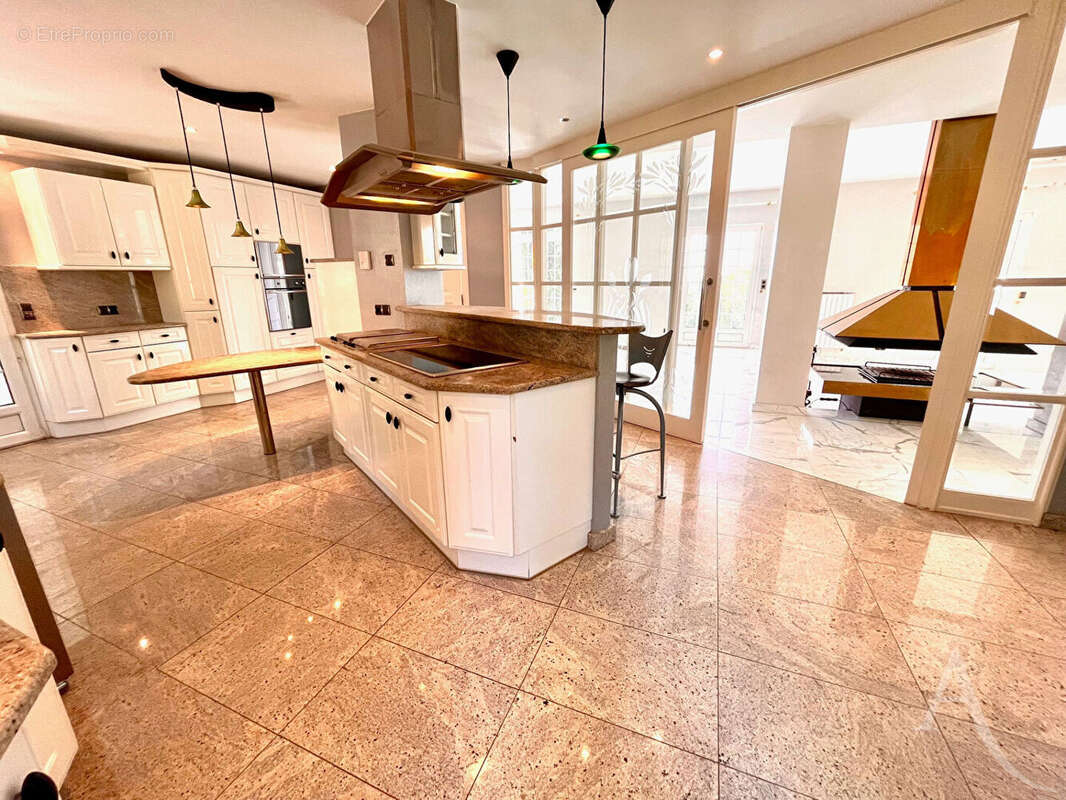 Maison à SCY-CHAZELLES