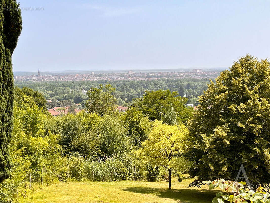 Maison à SCY-CHAZELLES