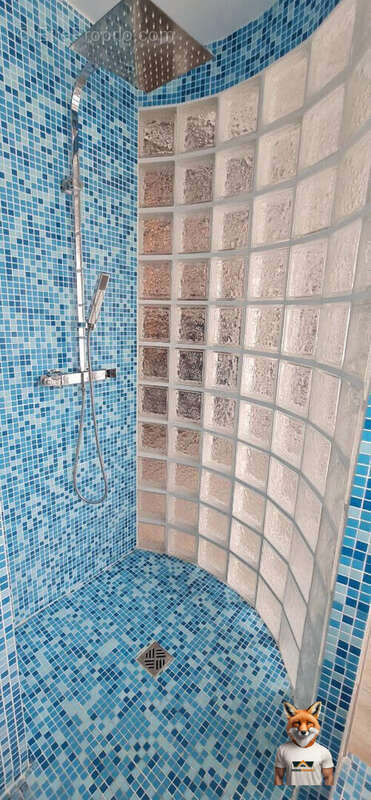 Appartement à SAINT-JULIEN-LES-VILLAS