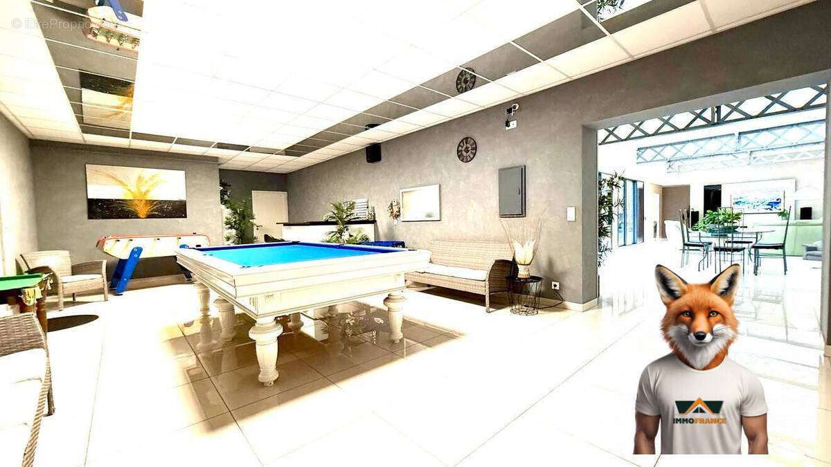 Maison à SAINTE-SAVINE