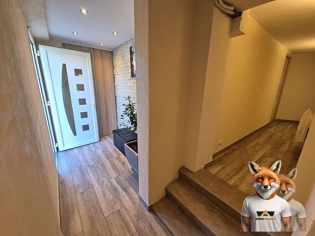 Maison à VEZENOBRES