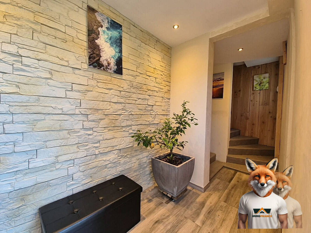 Maison à VEZENOBRES