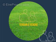 Terrain à SAINT-SYMPHORIEN