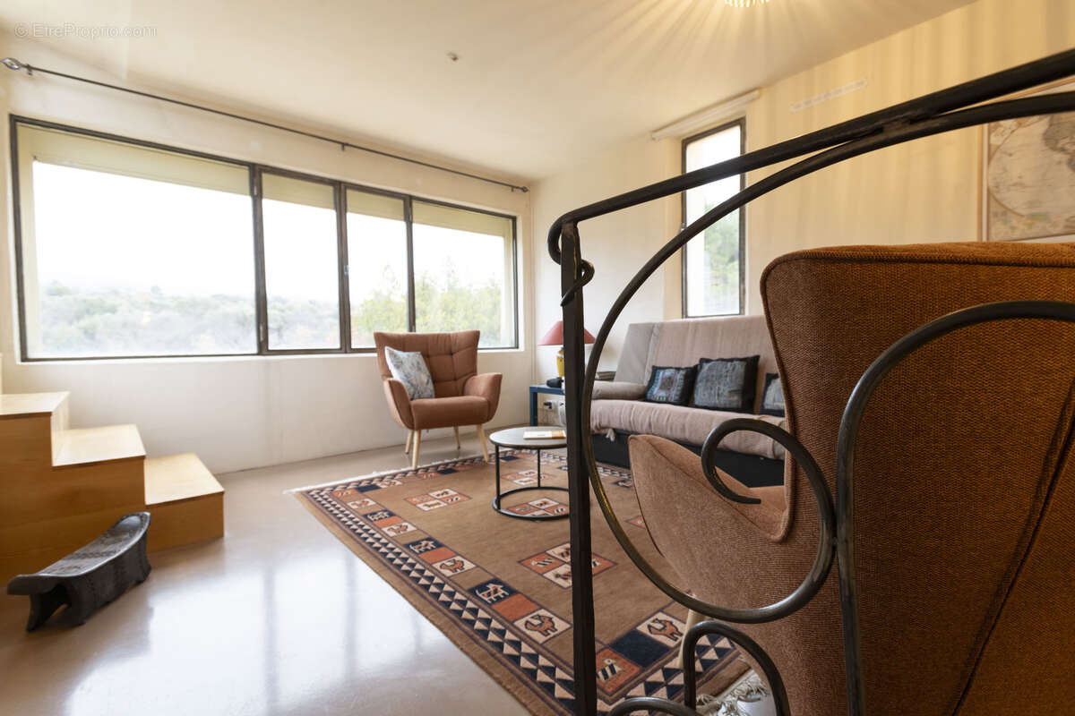 Maison à VAISON-LA-ROMAINE