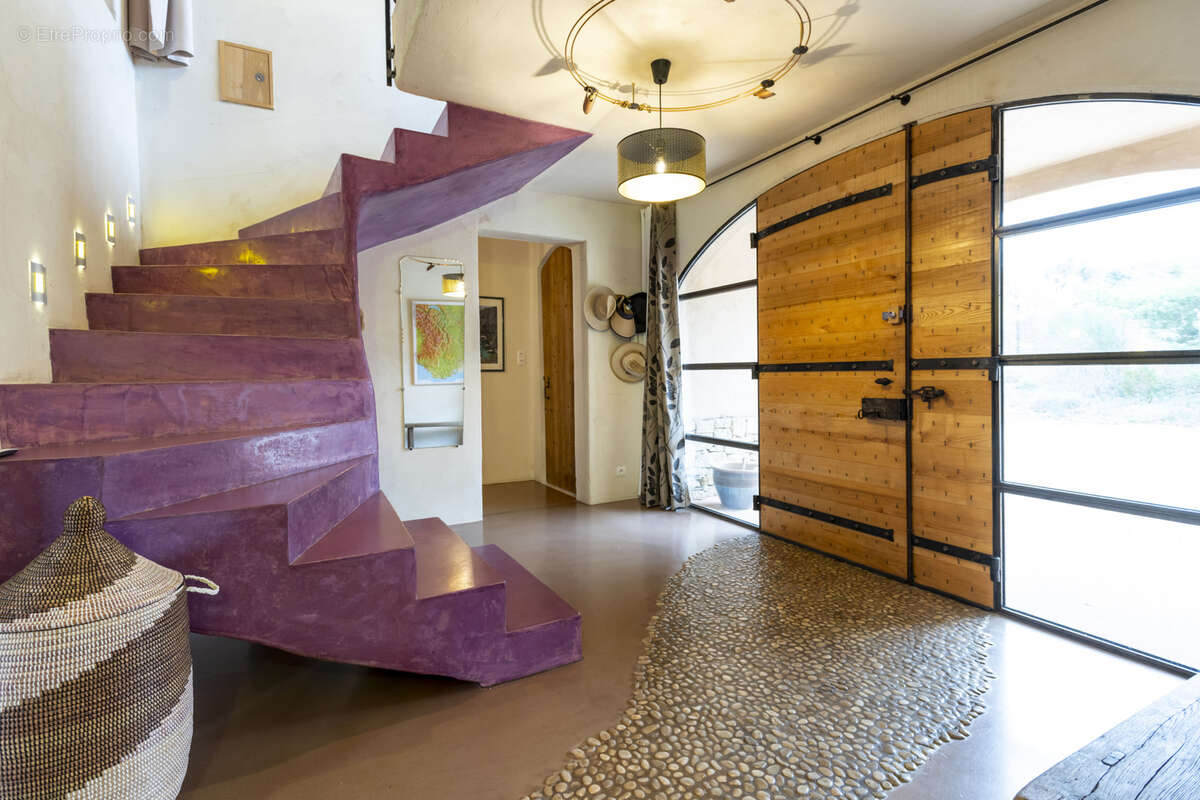 Maison à VAISON-LA-ROMAINE