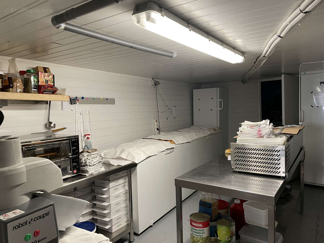 Appartement à LE MAYET-DE-MONTAGNE