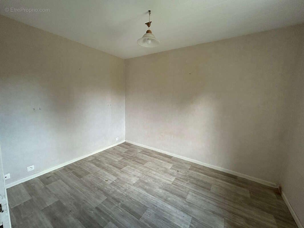 Maison à VAULX-EN-VELIN