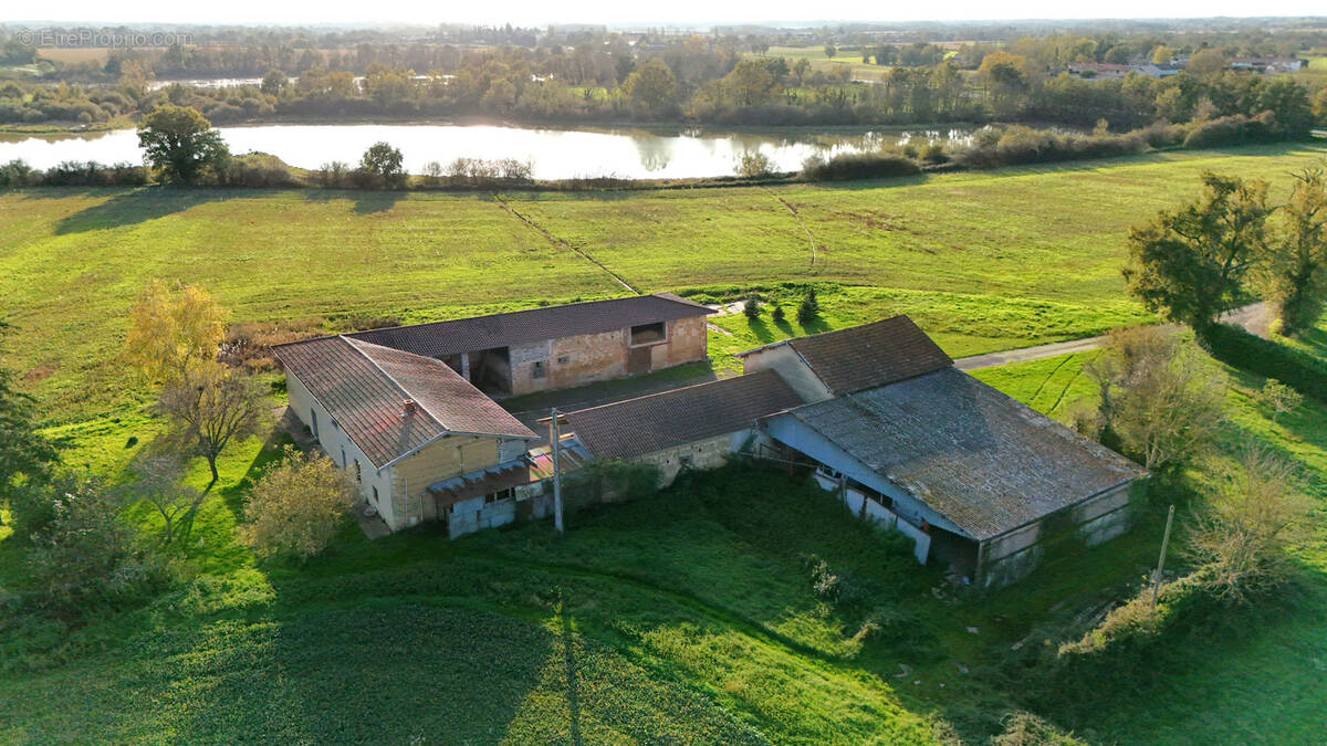 Maison à SAINT-ANDRE-DE-CORCY
