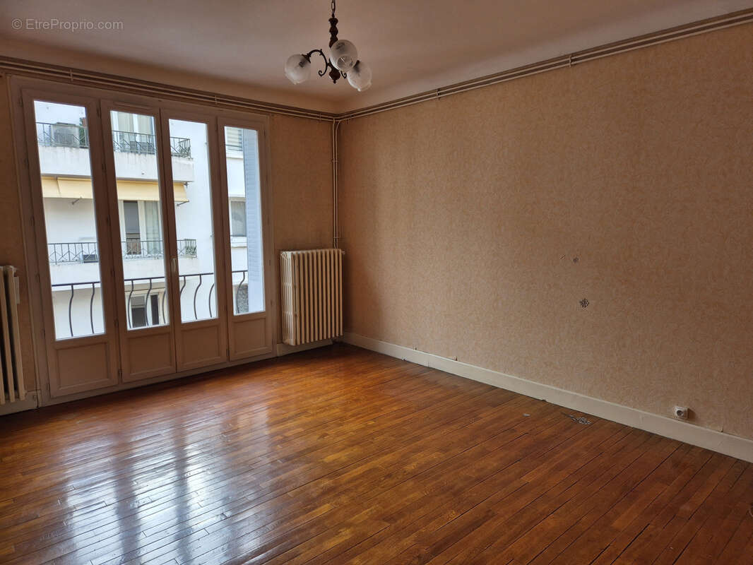 Appartement à VICHY