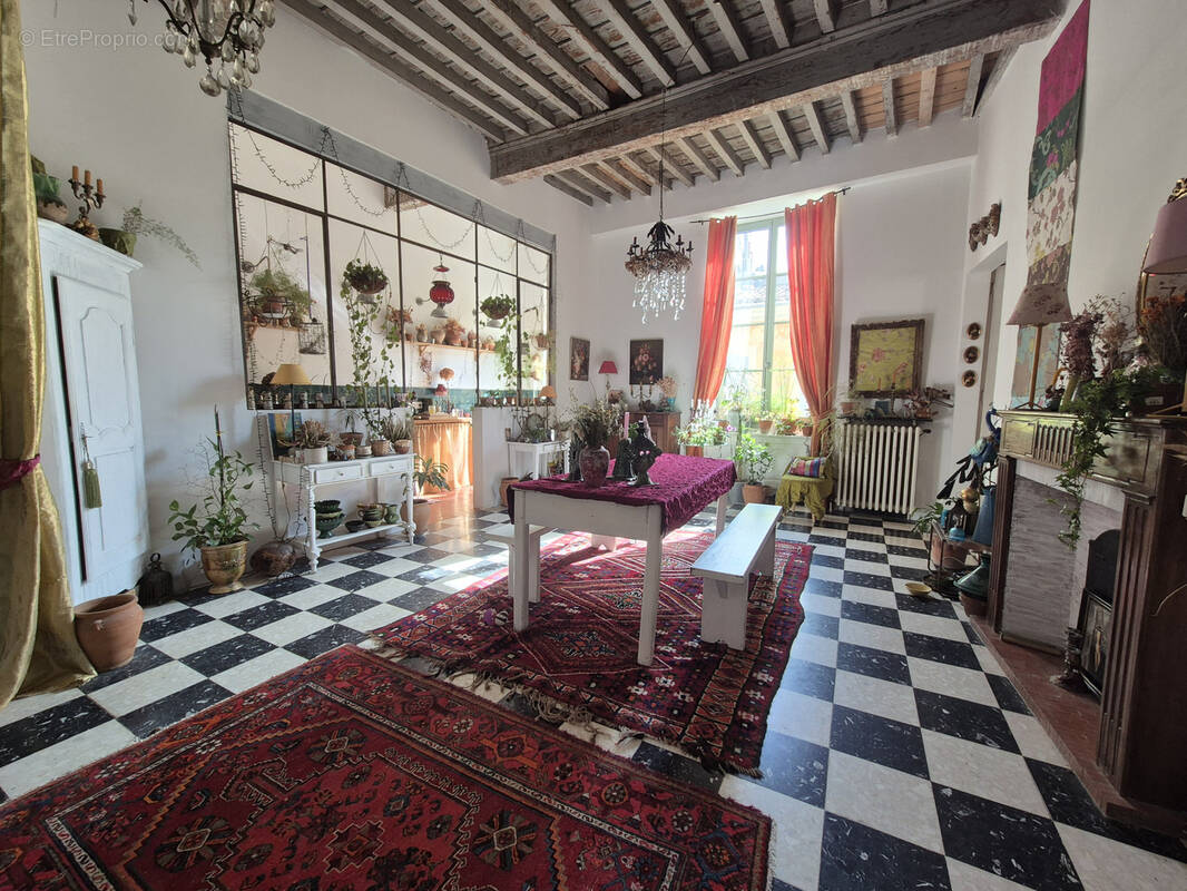 Appartement à NIMES