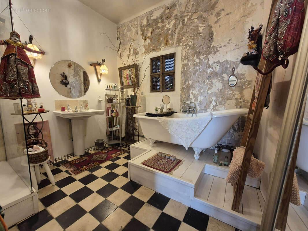 Appartement à NIMES