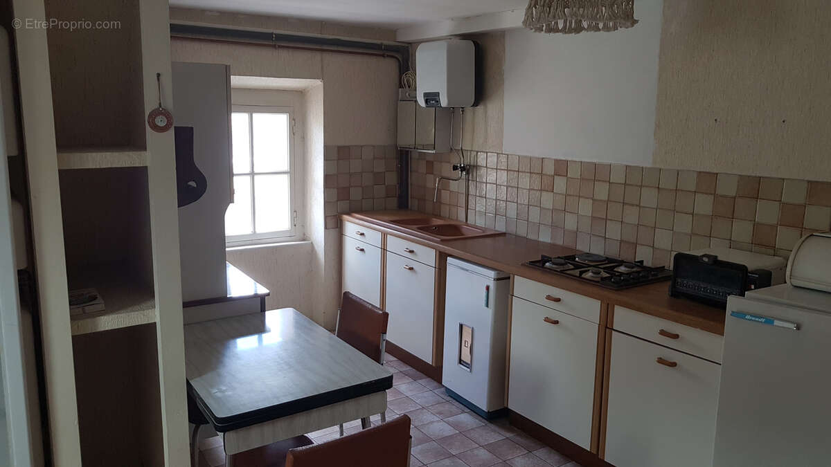 Appartement à LE CHAMBON-SUR-LIGNON