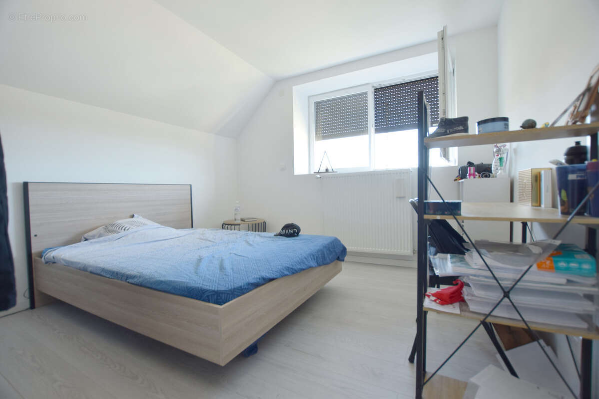 Maison à VIEUX-CHARMONT