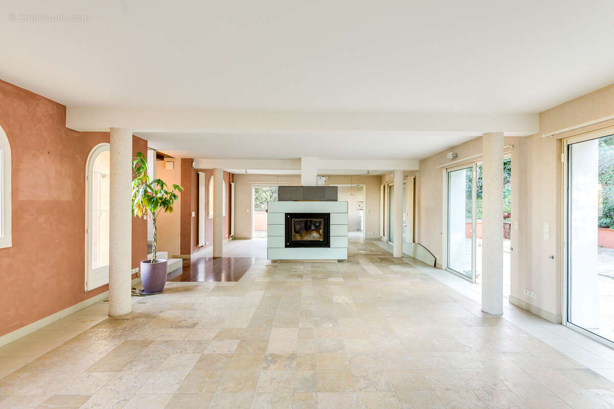 Maison à MARSEILLE-9E