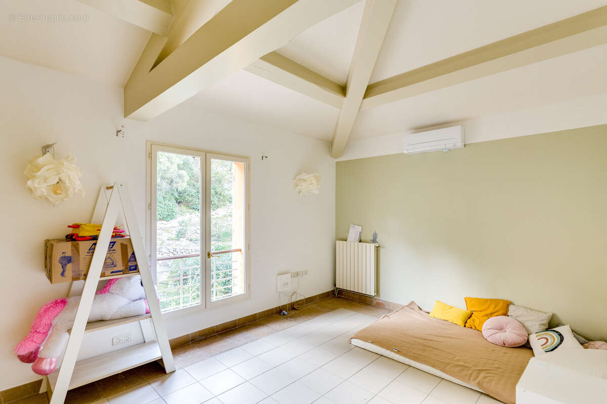 Maison à MARSEILLE-9E