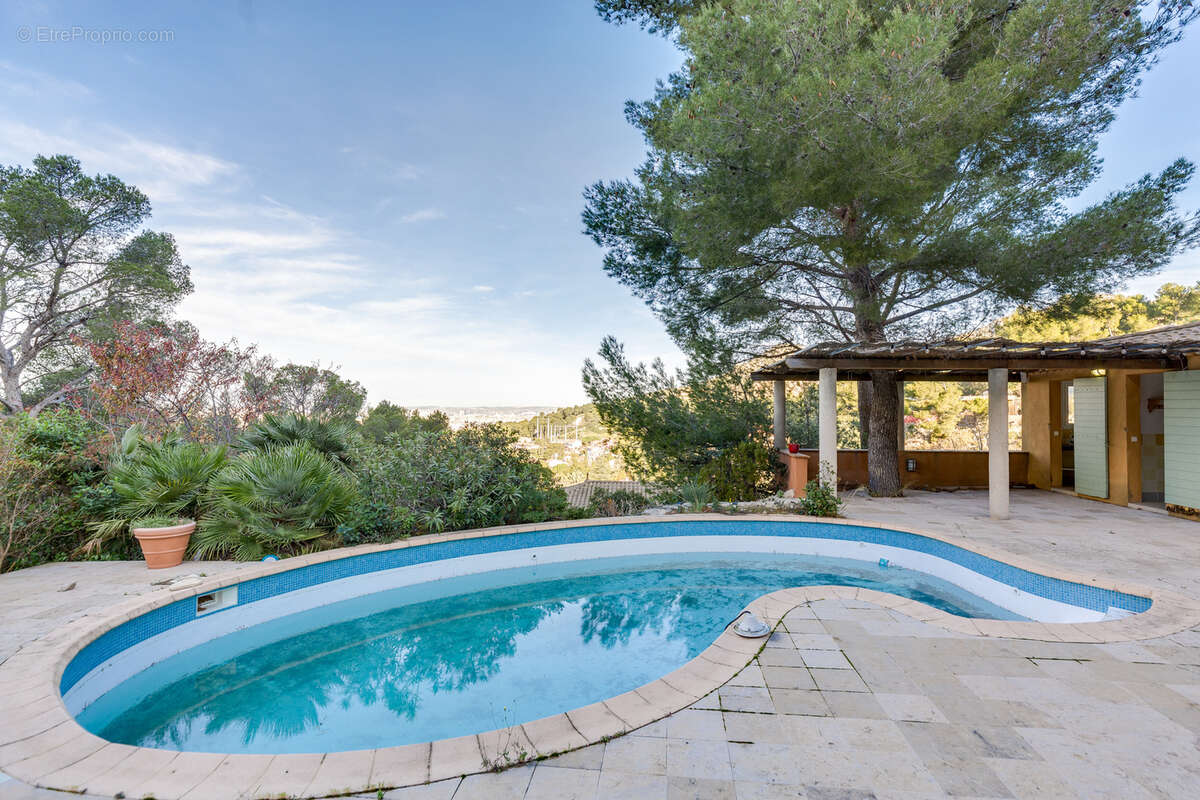 Maison à MARSEILLE-9E