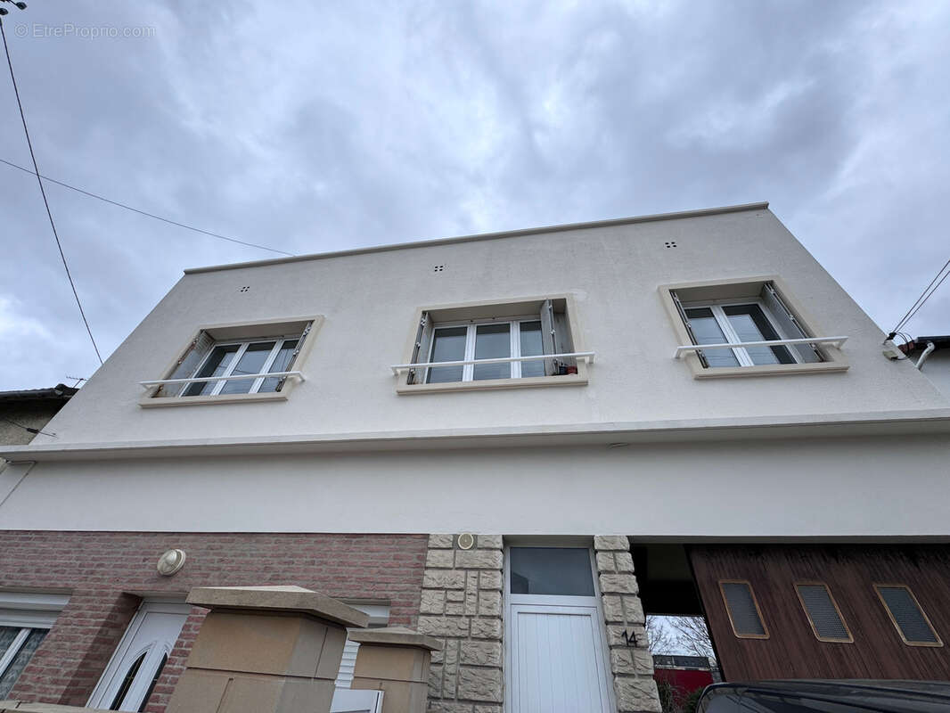 Appartement à ATHIS-MONS