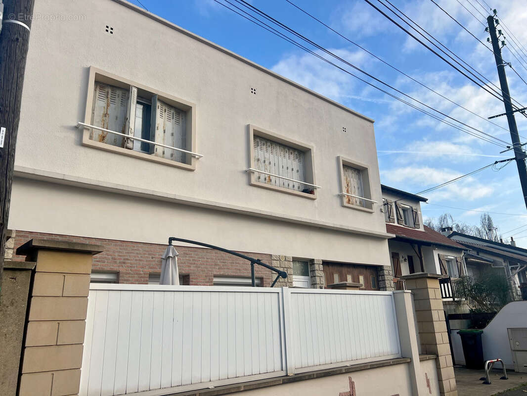 Appartement à ATHIS-MONS