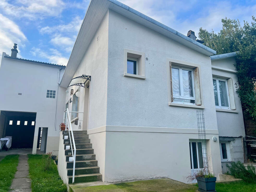 Appartement à ATHIS-MONS