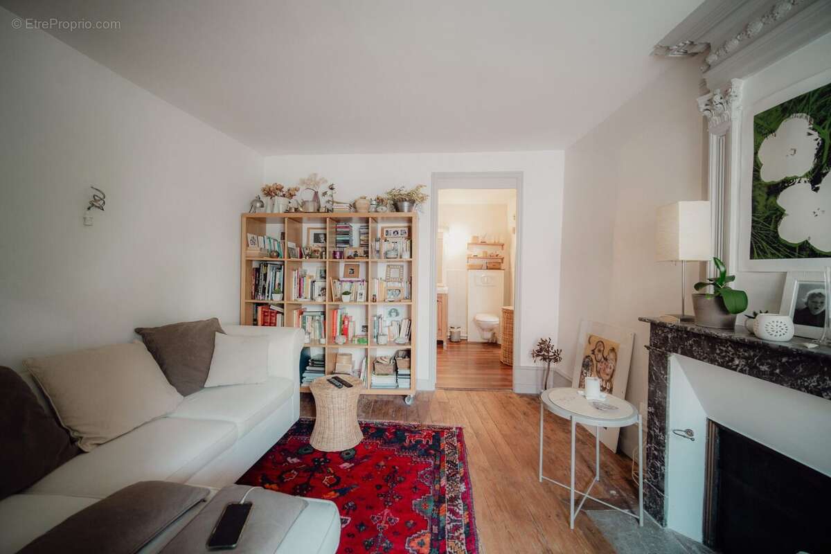 Appartement à VIC-LE-COMTE
