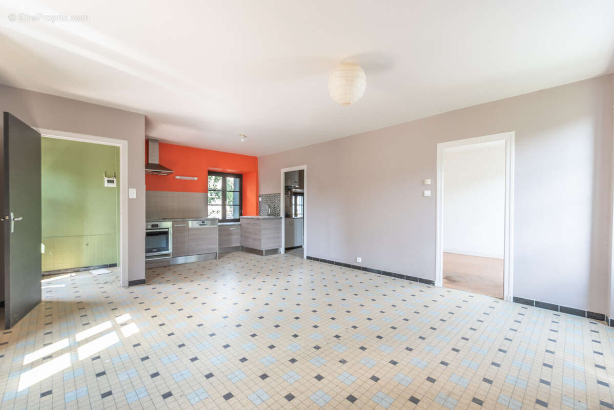 Maison à SAINT-ARCONS-D&#039;ALLIER