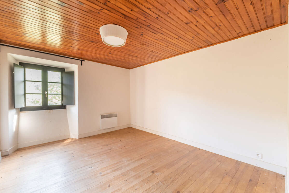 Maison à SAINT-ARCONS-D&#039;ALLIER