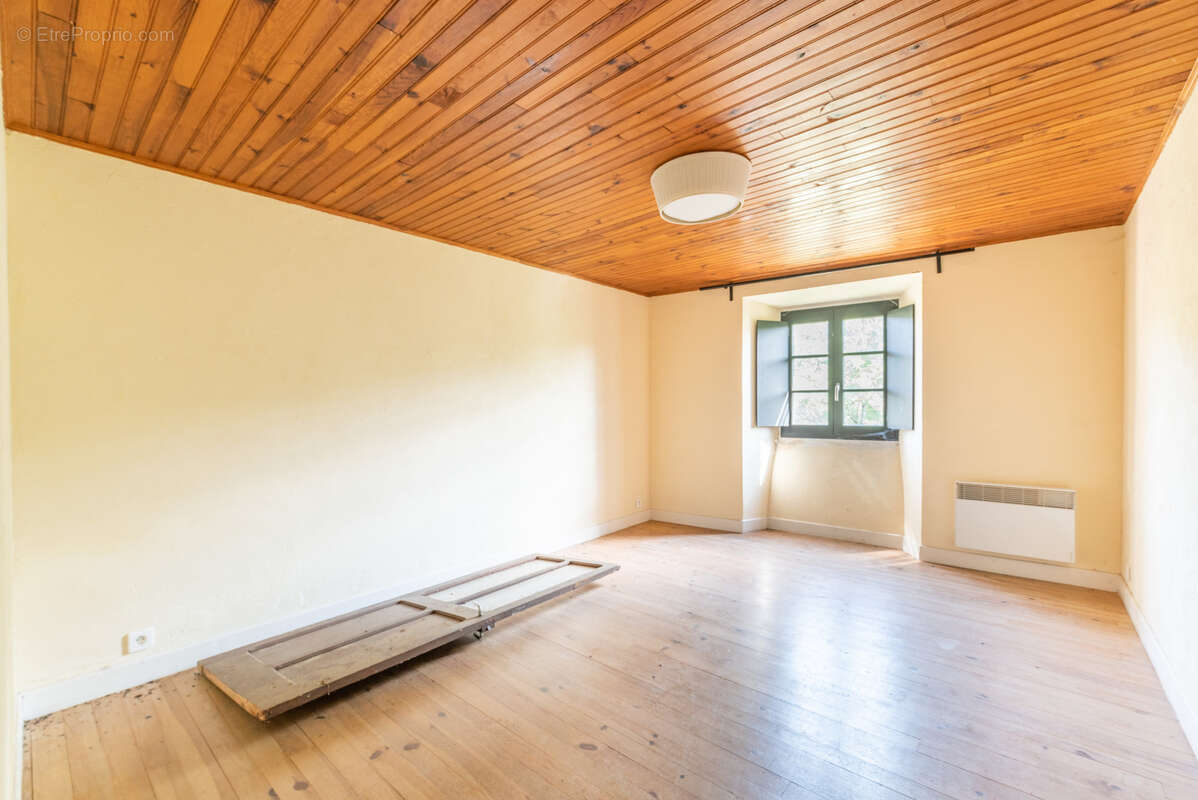 Maison à SAINT-ARCONS-D&#039;ALLIER