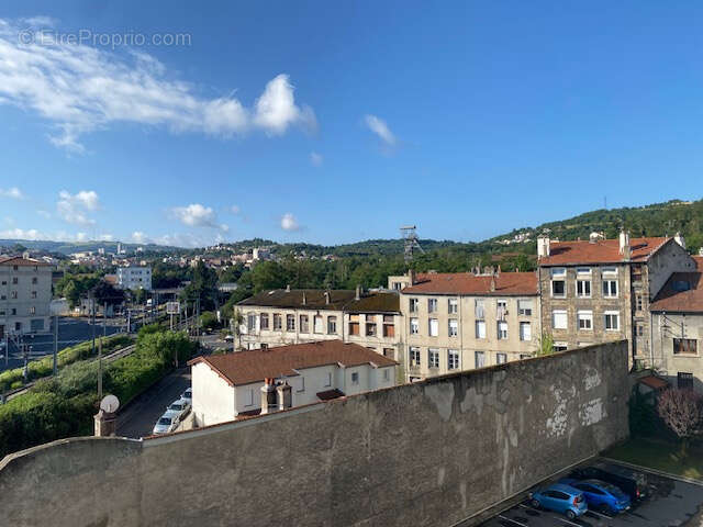 Appartement à SAINT-ETIENNE