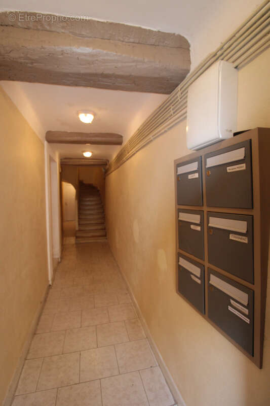 Appartement à HYERES