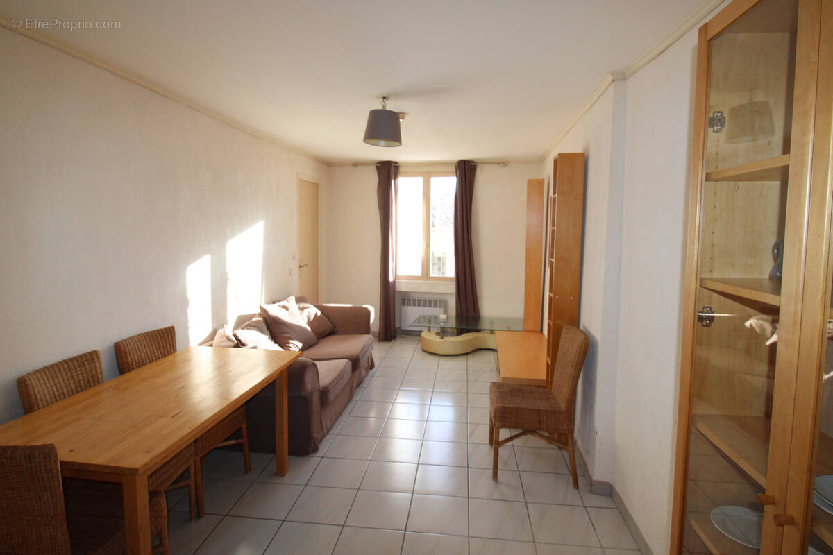 Appartement à HYERES