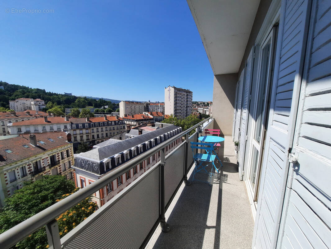 Appartement à SAINT-ETIENNE