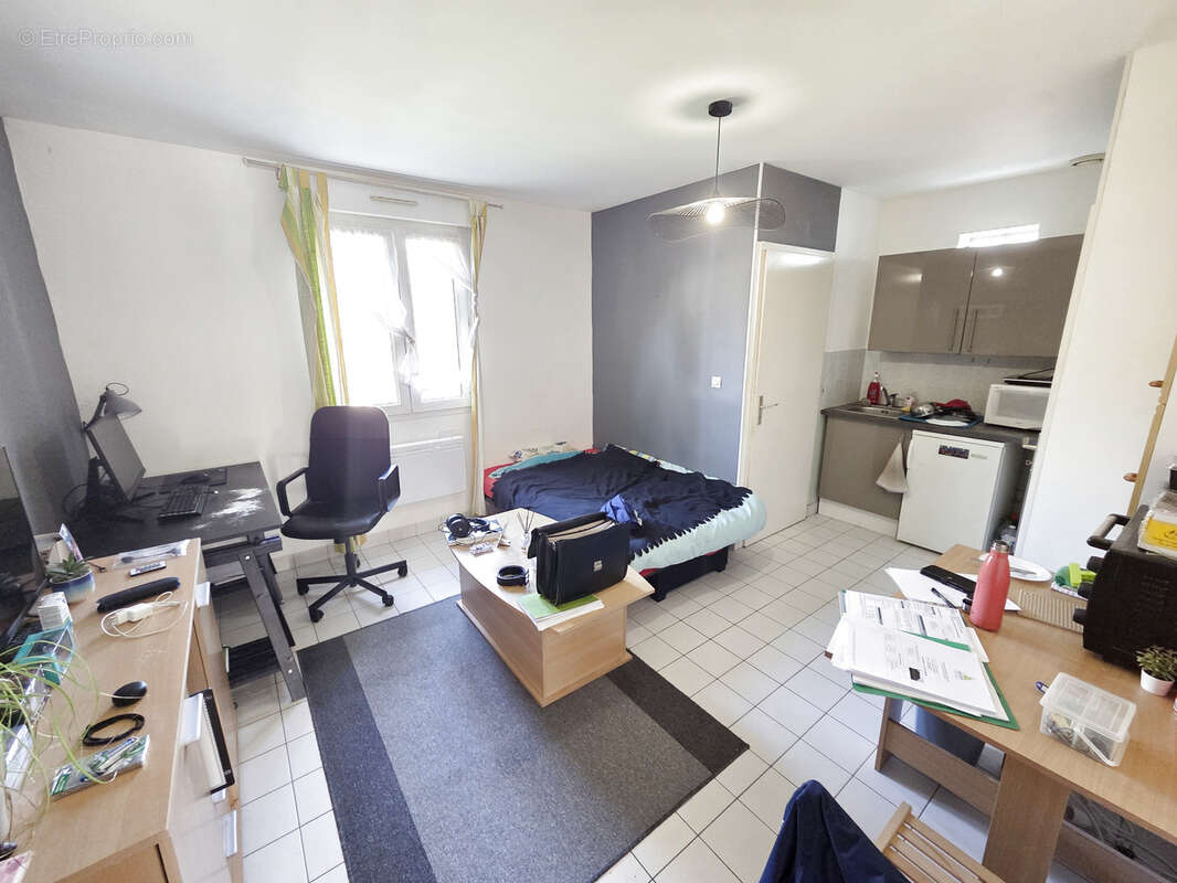 Appartement à YZEURE