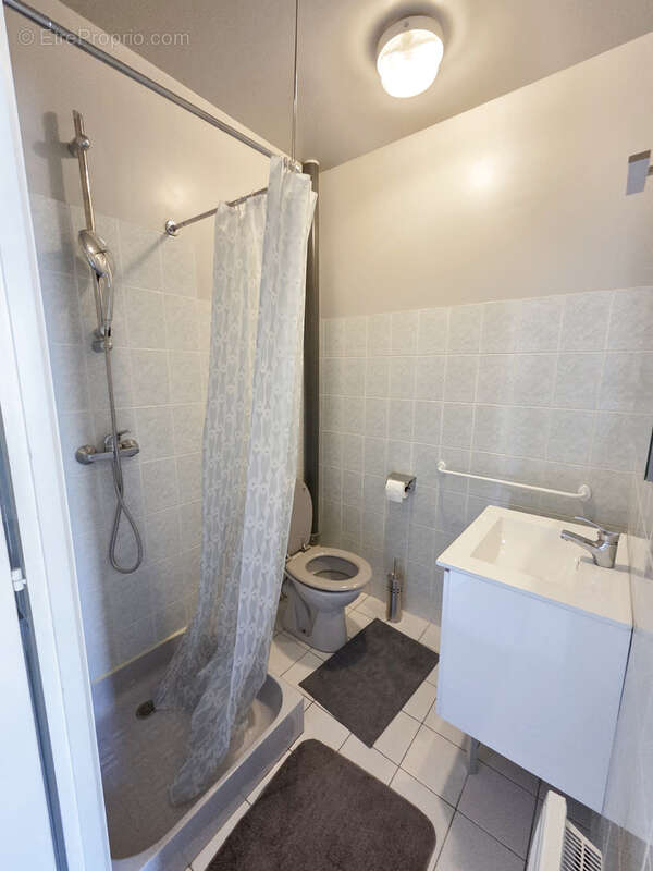 Appartement à YZEURE