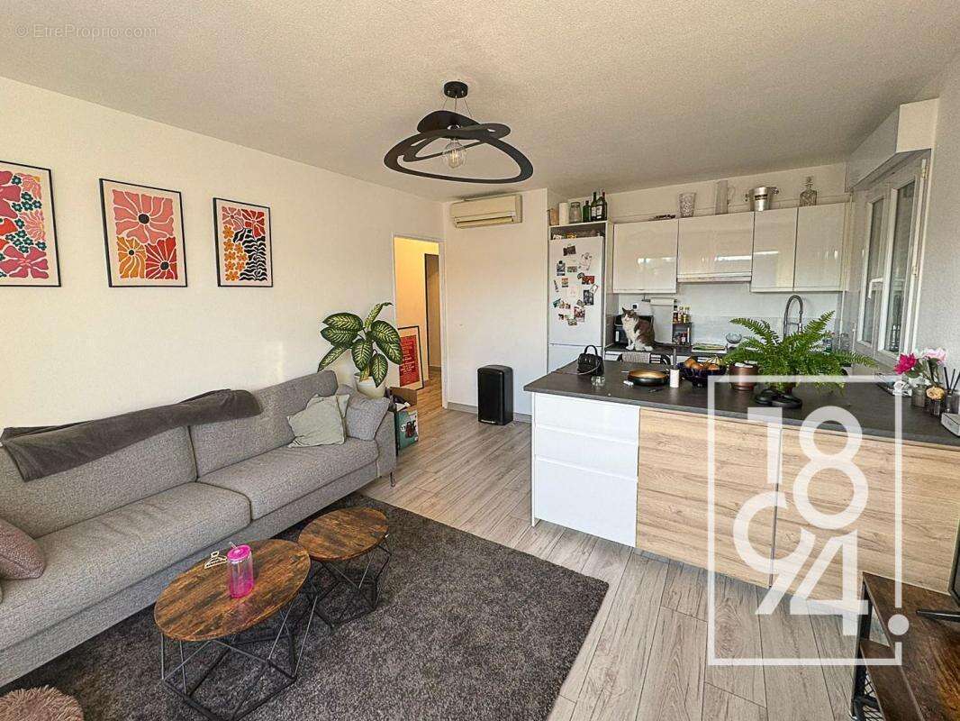 Appartement à MARSEILLE-12E