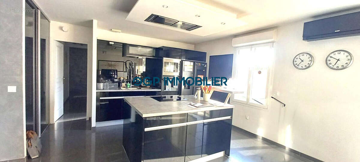 Maison à SAINT-SULPICE