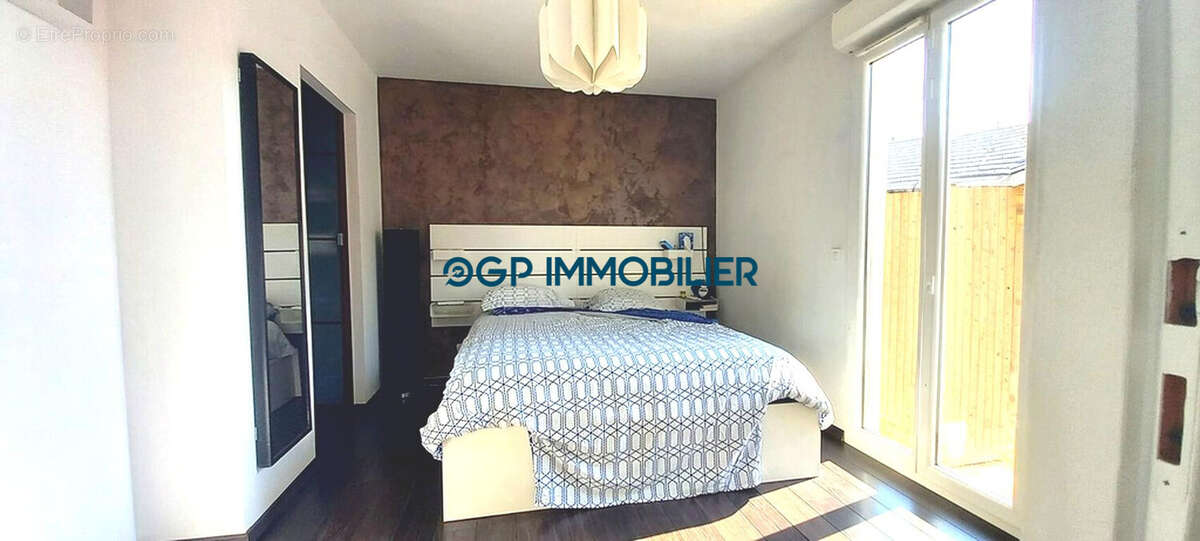 Maison à SAINT-SULPICE